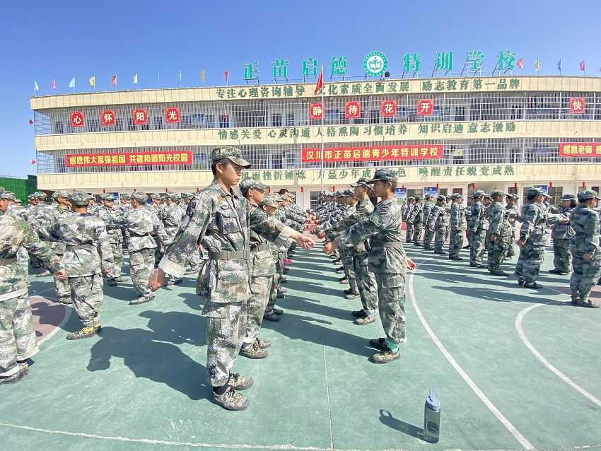 六年级孩子厌学怎么办 怎么帮孩子走出困境(图2)