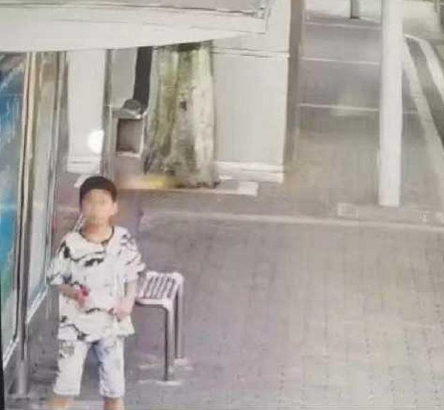 孩子离家出走在同学家(我家孩子离家出走能报警吗)(图4)