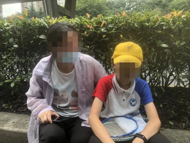 学校孩子离家出走(如何治离家出走的孩子)(图1)