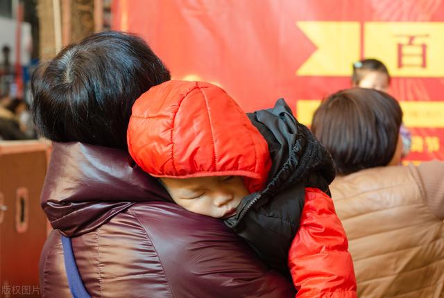 孩子要离家出走的表现(离家出走的孩子如何处理)(图1)