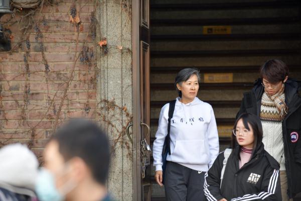 父亲服过刑能考律师吗(父亲服过刑能考律师吗)(图12)