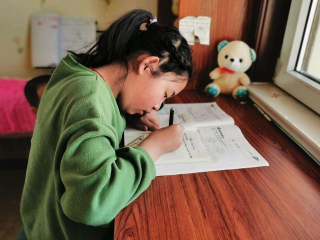 青春期孩子厌学厌世(孩子青春期厌学怎么办)(图9)