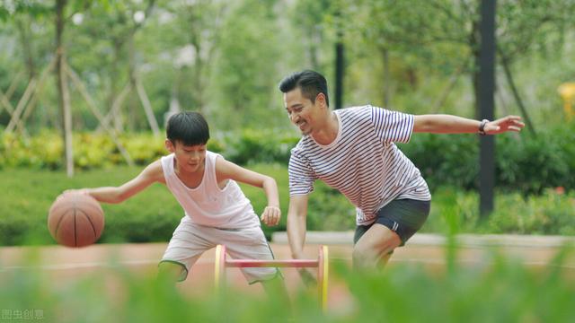 叛逆期没收手机可以吗(叛逆期孩子手机没收)(图7)