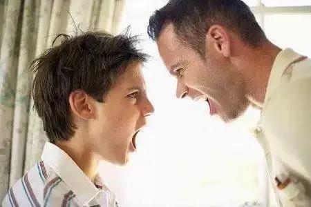 怎么教育叛逆期的小孩(叛逆小孩要怎么教育)(图1)
