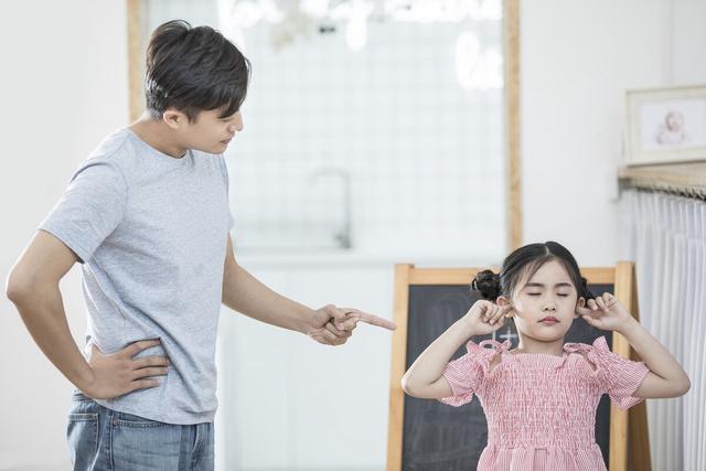 叛逆期的孩子该不该管(二婚家庭孩子叛逆该不该管)(图5)